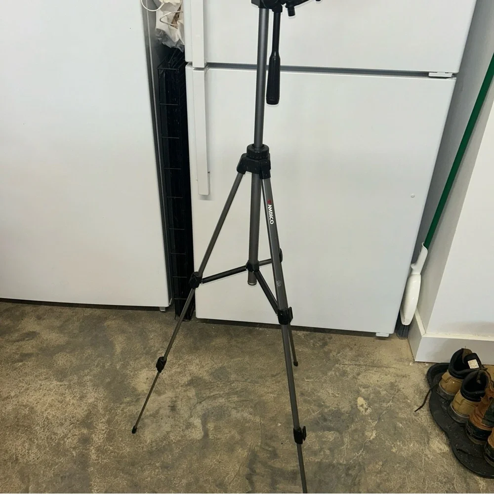 Ambico Black Tripod for Cameras